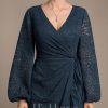 Mother of the Bride Dresses | Sheath/Column V-Neck Asymmetrical Lace Mother of the Bride Dress With Pleated Dark Navy – Womens