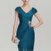 Mother of the Bride Dresses | Sheath/Column V-Neck Knee-Length Satin Mother of the Bride Dress With Crystal Brooch Pleated Ink Blue – Womens