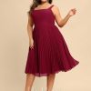 Semi-formal & Cocktail | A-line Square Knee-Length Chiffon Cocktail Dress With Pleated Burgundy – Womens