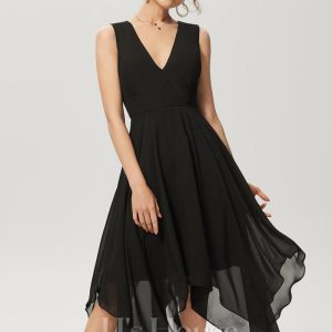 Semi-formal & Cocktail | A-line V-Neck Asymmetrical Chiffon Cocktail Dress Black – Womens