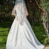 Wedding Veils | Floral Cut Edge Single Tier Tulle Bridal Fingertip Length Wedding Veil White – Girls