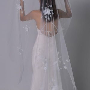 Wedding Veils | Lace Cut Edge Single Tier Tulle Bridal Cathedral Length Wedding Veil White – Girls