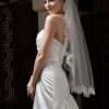 Wedding Veils | Lace Edge Single Tier Tulle Bridal Fingertip Length Wedding Veil White – Girls